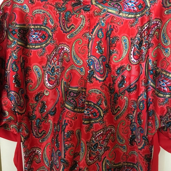 Multicolored Kimono styled dress. - Picture 3 of 11